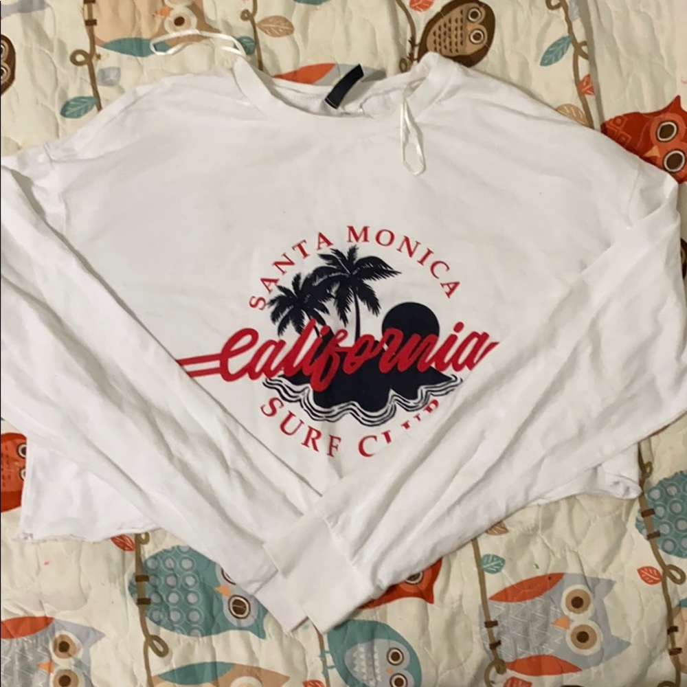 ⭐️Cropped Long sleeve graphic tee